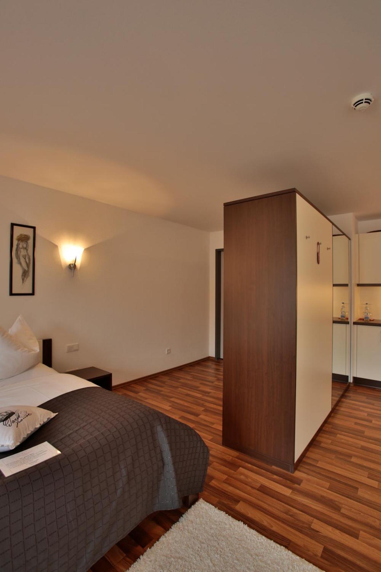 Hotel Am Marktplatz Gangkofen Szoba fotó